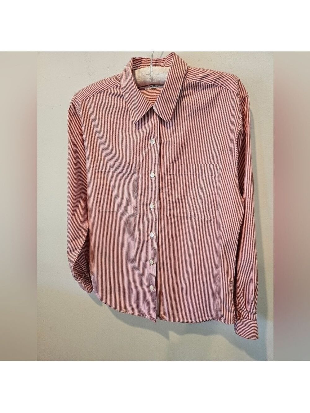 TALBOTS WOMEN'S RED & WHITE STRIPED LONG SLEEVED BUTTON-DOWN SHIRT SIZE 4